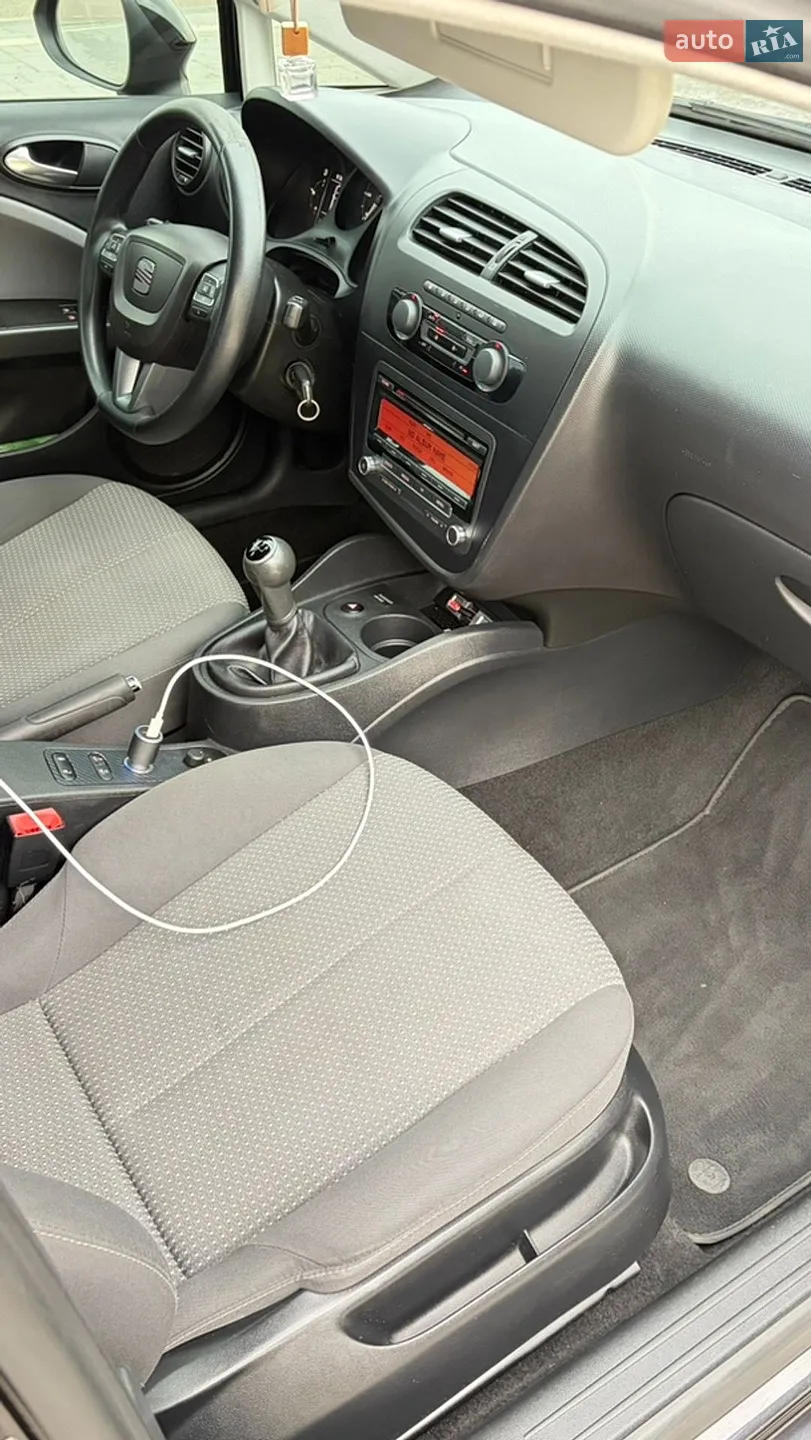 2011 SEAT Leon - мініатюра 14