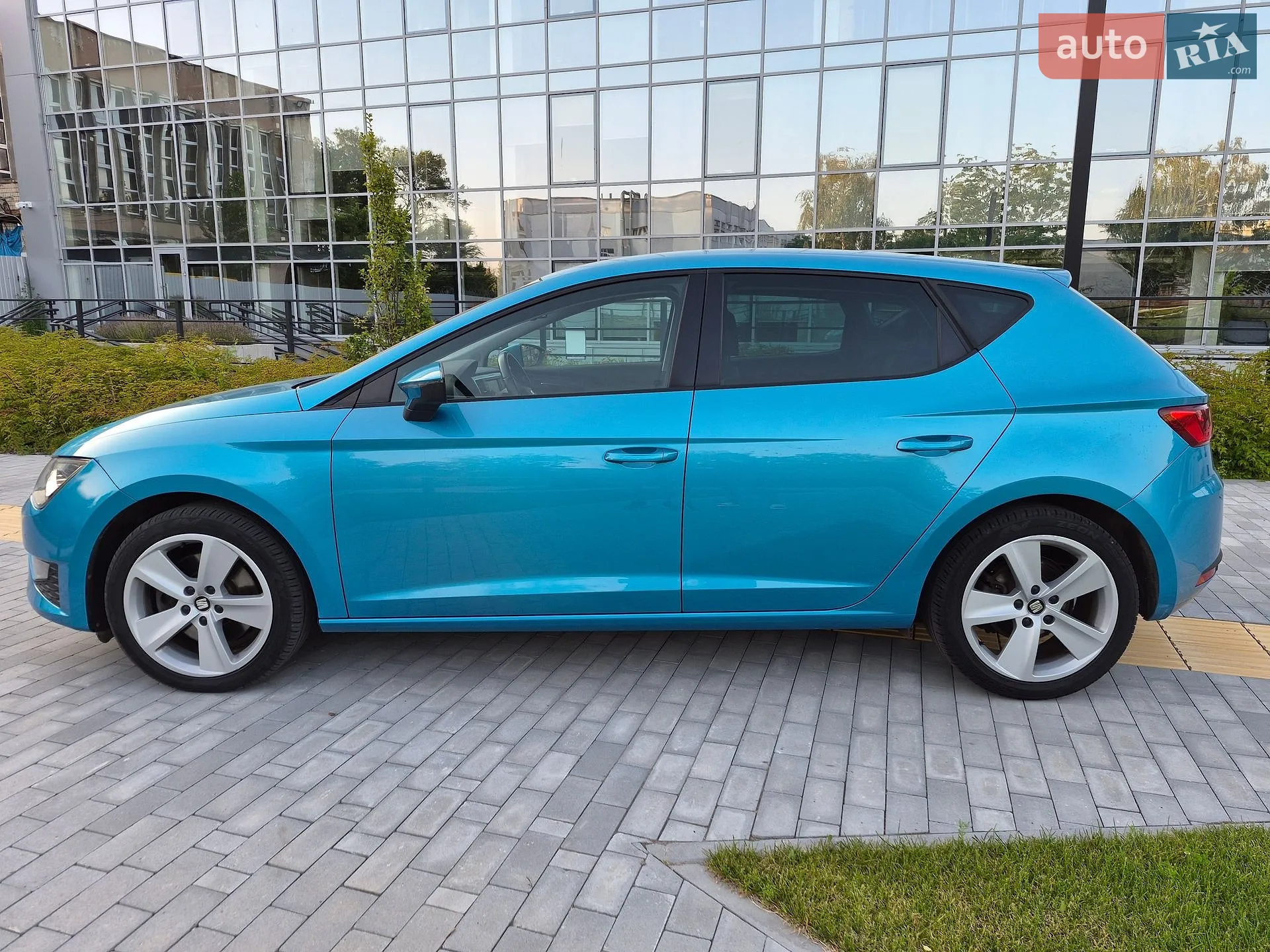 2013 SEAT Leon - мініатюра 4