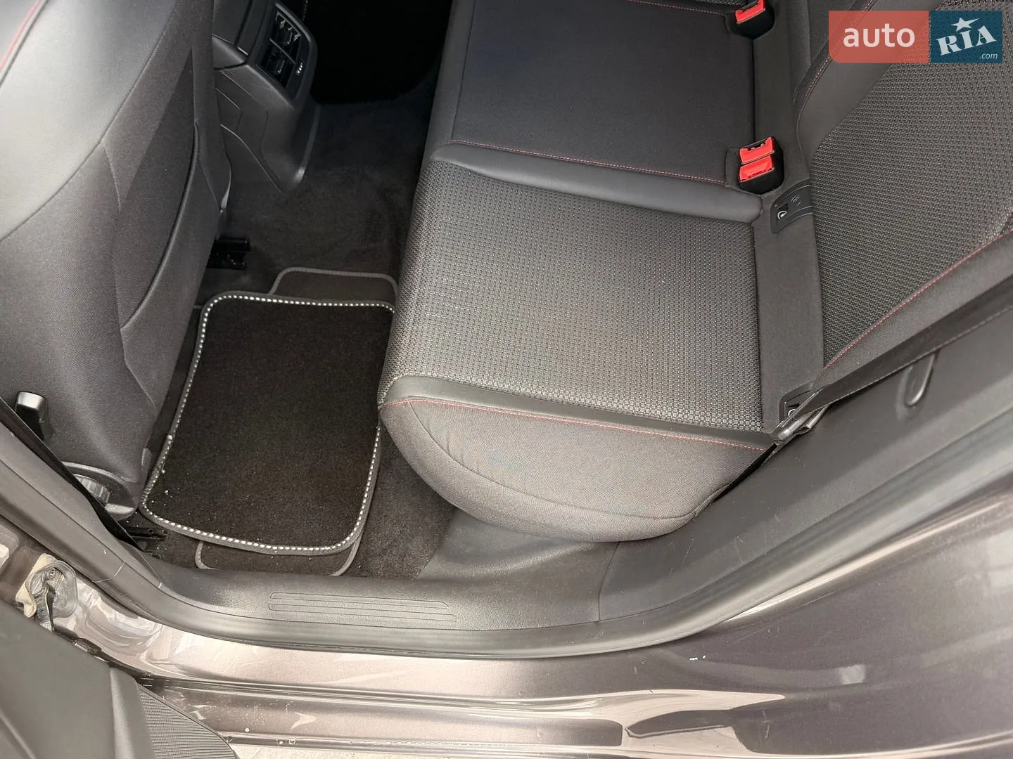 2014 SEAT Leon - мініатюра 41