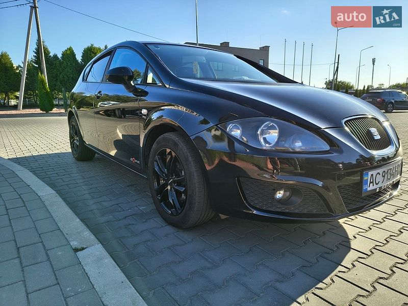 Хетчбек SEAT Leon 2011 в Луцьку