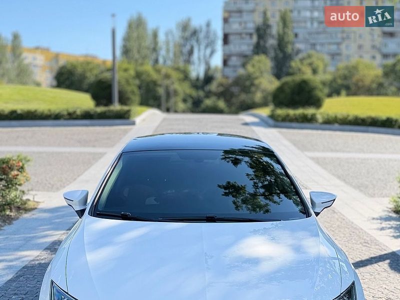 Хэтчбек SEAT Leon 2017 в Днепре