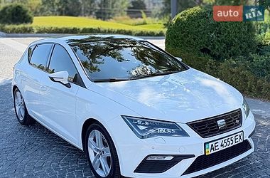 Хэтчбек SEAT Leon 2017 в Днепре