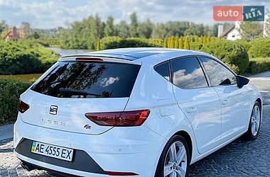 Хэтчбек SEAT Leon 2017 в Днепре