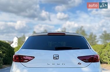 Хэтчбек SEAT Leon 2017 в Днепре