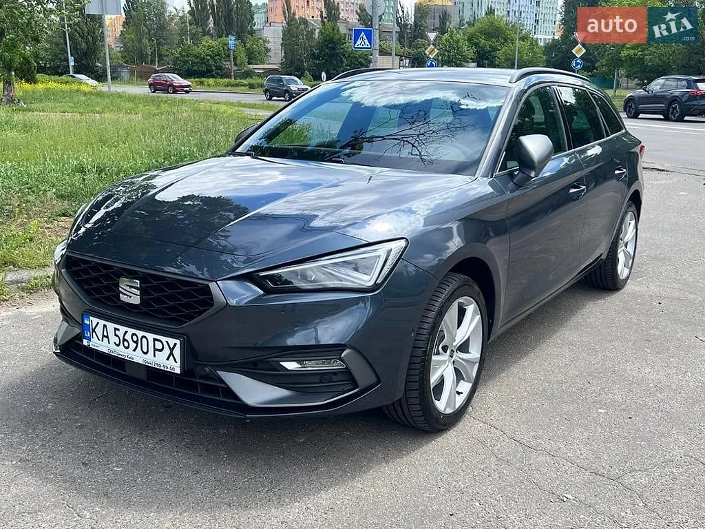 2025 SEAT Leon - фото 1