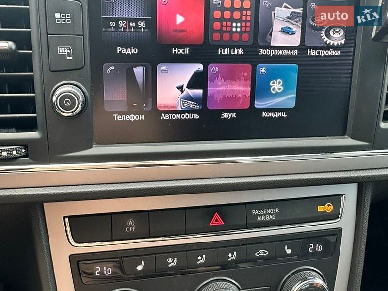 Універсал SEAT Leon 2019 в Києві фото 12 Універсал SEAT Leon 2019 в Києві