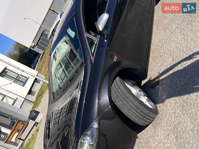 Хэтчбек SEAT Leon 2007 в Новояворовске