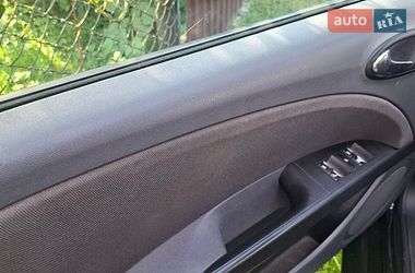 Хэтчбек SEAT Leon 2006 в Стрые