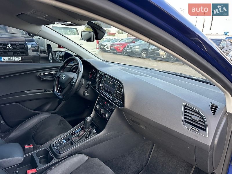 Хэтчбек SEAT Leon 2018 в Киеве