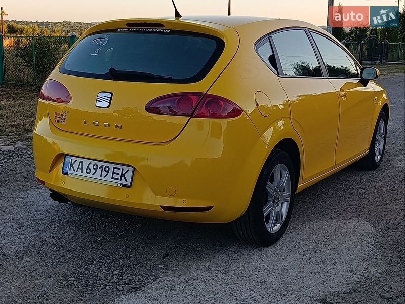 Хэтчбек SEAT Leon 2006 в Коломые