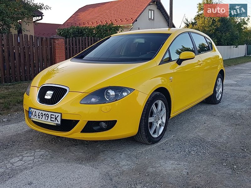 Хэтчбек SEAT Leon 2006 в Коломые