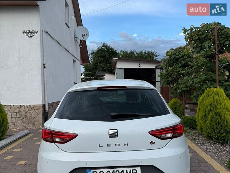 Хетчбек SEAT Leon 2015 в Самборі