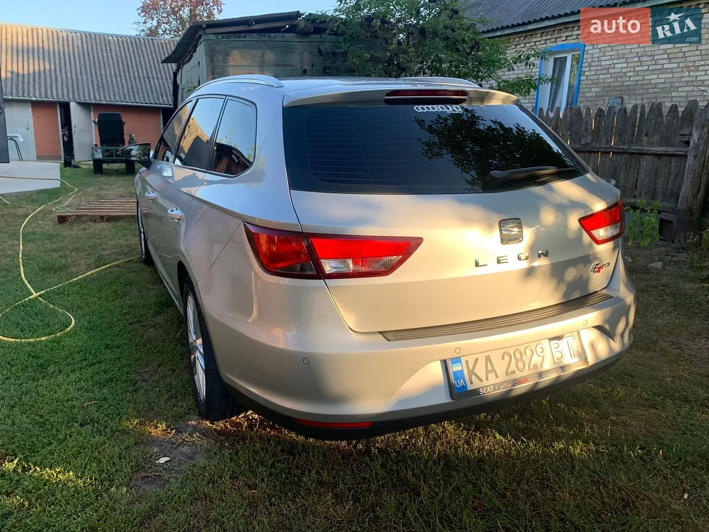 2015 SEAT Leon - мініатюра 4