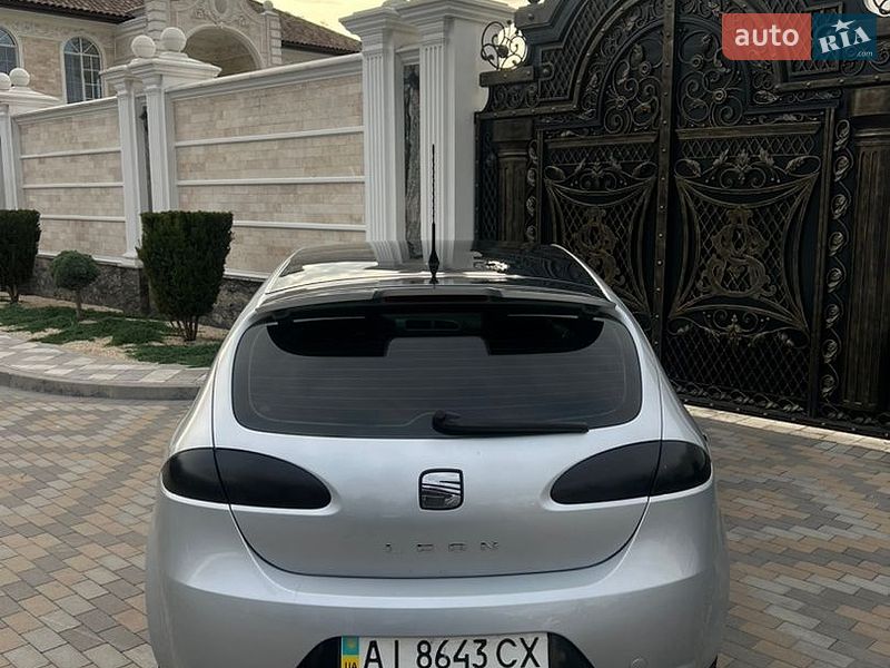 Хэтчбек SEAT Leon 2006 в Кременчуге