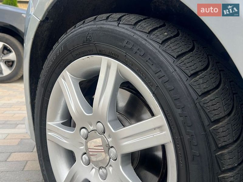 Хэтчбек SEAT Leon 2006 в Кременчуге