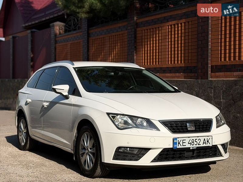 2018 Seat Leon, VIN VSSZZZ5FZJR121452:plate — zdjęcie 1 (autoria)