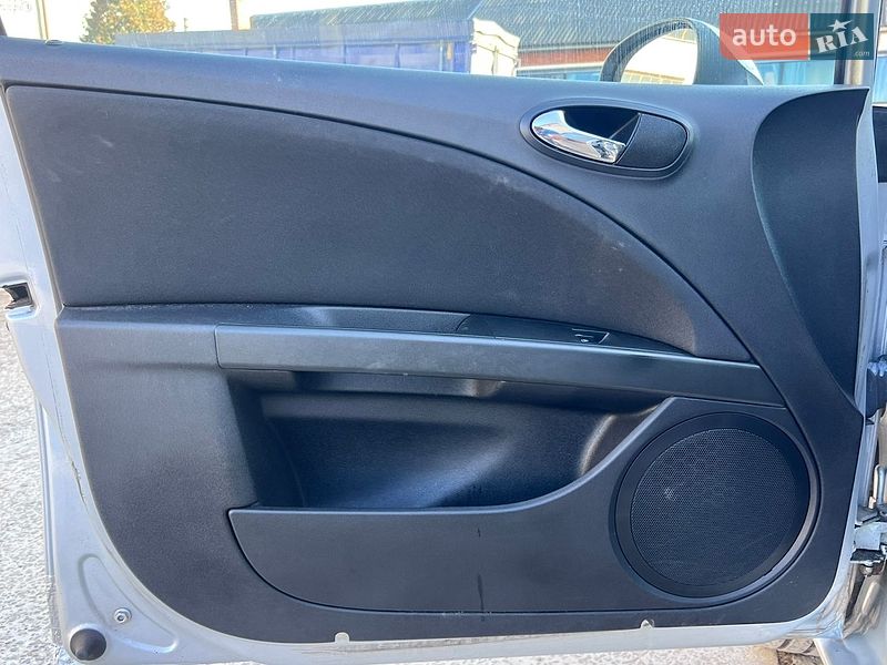 Хэтчбек SEAT Leon 2008 в Дрогобыче фото 22 Хэтчбек SEAT Leon 2008 в Дрогобыче