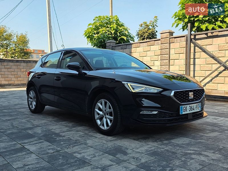 2022 Seat Leon, VIN VSSZZZKL8PR015939:plate — zdjęcie 1 (autoria)