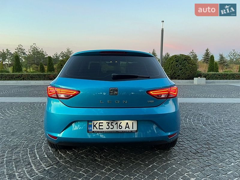 Хетчбек SEAT Leon 2015 в Дніпрі
