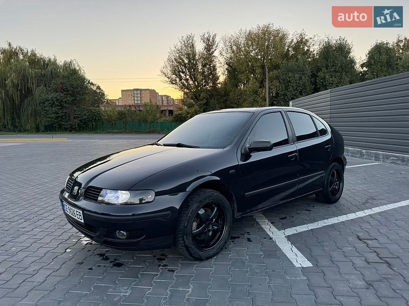 Хетчбек SEAT Leon 2000 в Кам'янець-Подільському