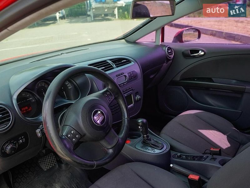 Хэтчбек SEAT Leon 2008 в Киеве фото 14 Хэтчбек SEAT Leon 2008 в Киеве
