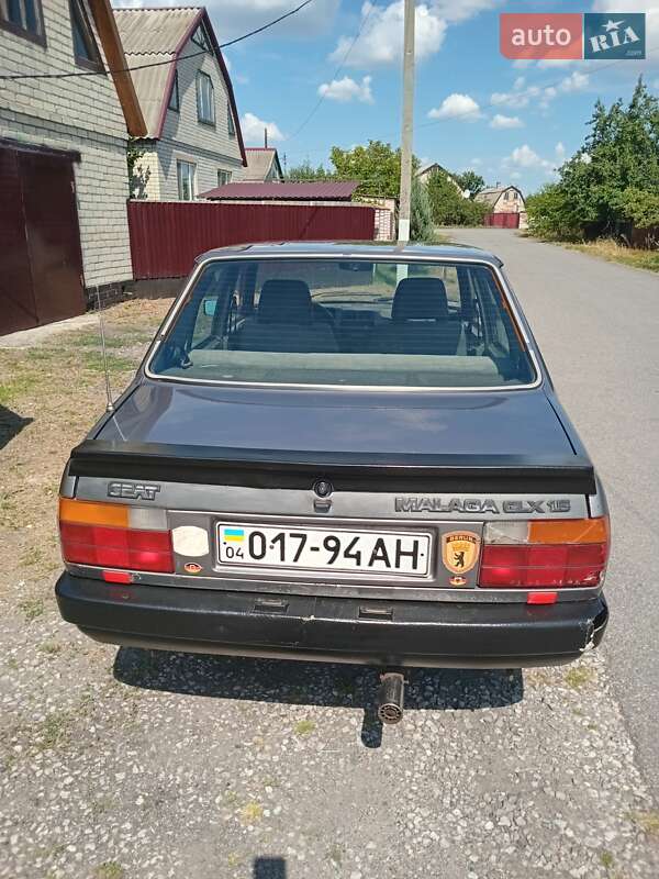 Седан SEAT Malaga 1988 в Дніпрі