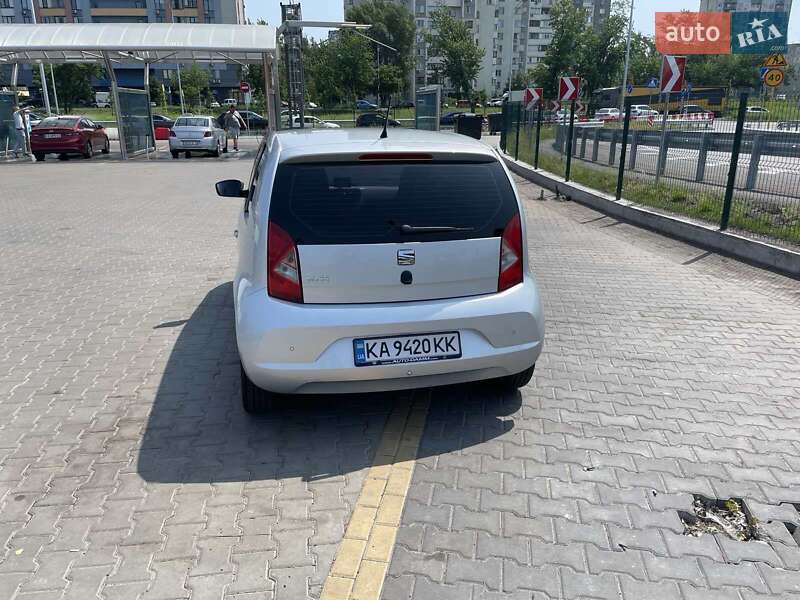 Хэтчбек SEAT Mii 2015 в Киеве