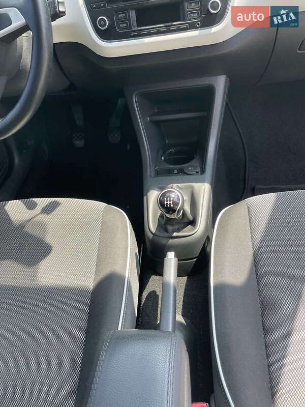 Хэтчбек SEAT Mii 2015 в Киеве