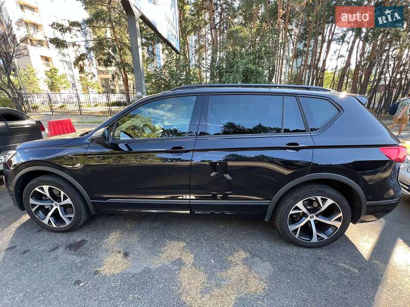 Внедорожник / Кроссовер SEAT Tarraco 2023 в Киеве
