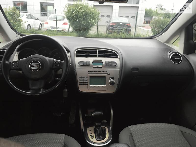 Минивэн SEAT Toledo 2004 в Ивано-Франковске