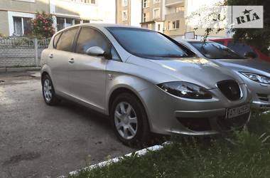 Минивэн SEAT Toledo 2004 в 