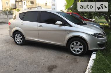 Минивэн SEAT Toledo 2004 в 