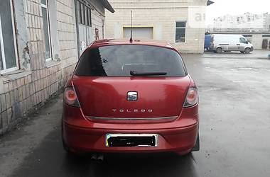 Седан SEAT Toledo 2006 в Калуше