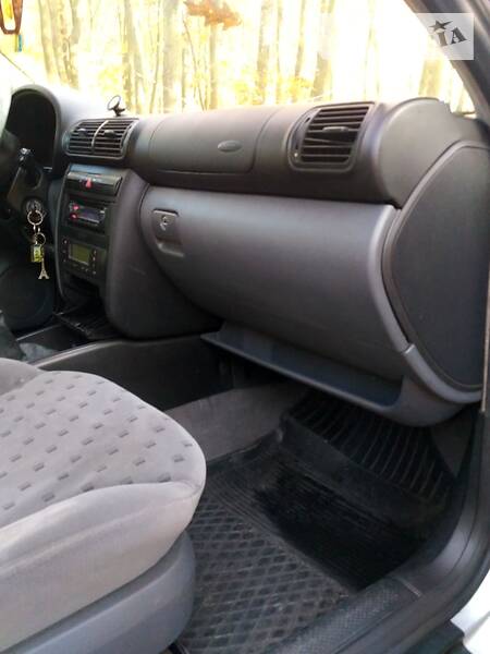 Седан SEAT Toledo 2000 в Шепетівці