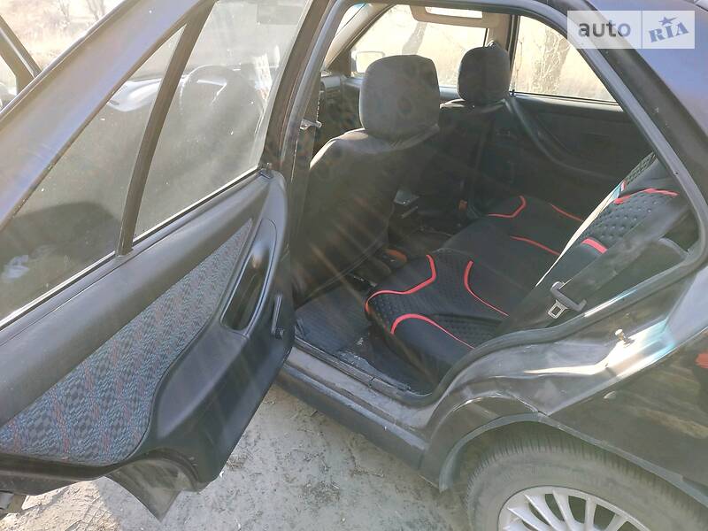 Хетчбек SEAT Toledo 1992 в Лебедині