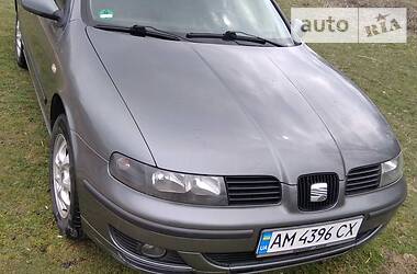 Седан SEAT Toledo 2004 в 