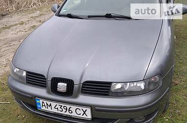 Седан SEAT Toledo 2004 в 