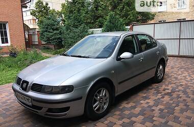 Седан SEAT Toledo 2003 в Киеве