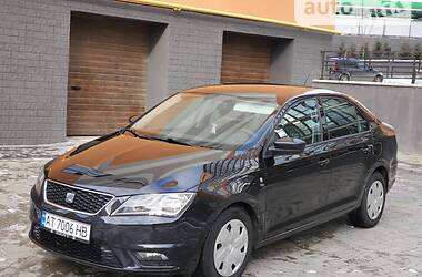 Хэтчбек SEAT Toledo 2013 в 