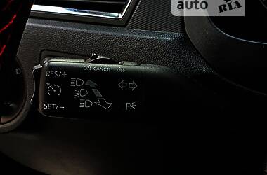 Хэтчбек SEAT Toledo 2013 в 