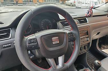 Хэтчбек SEAT Toledo 2013 в 