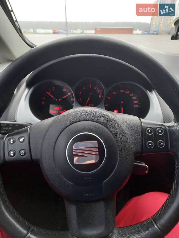 Седан SEAT Toledo 2005 в Києві