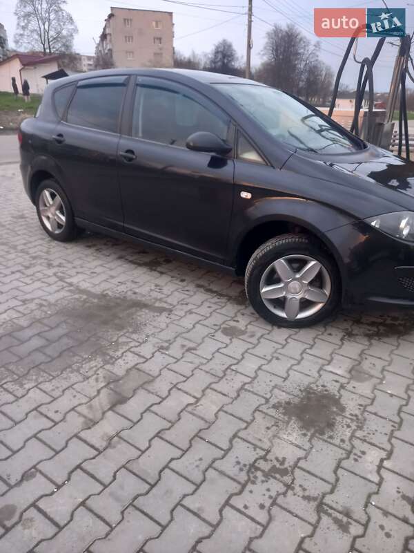 Хэтчбек SEAT Toledo 2008 в 