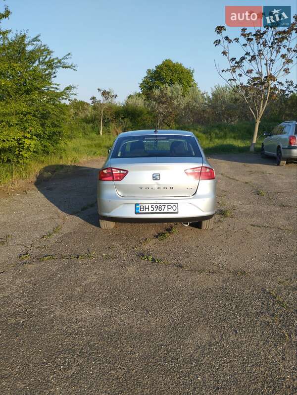 Лифтбек SEAT Toledo 2015 в Одессе