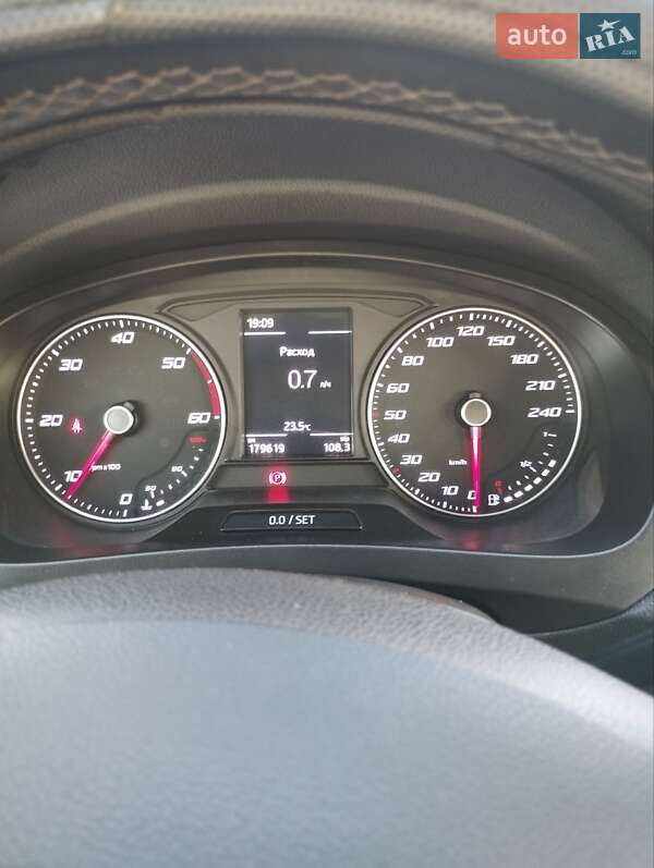 Лифтбек SEAT Toledo 2015 в Одессе
