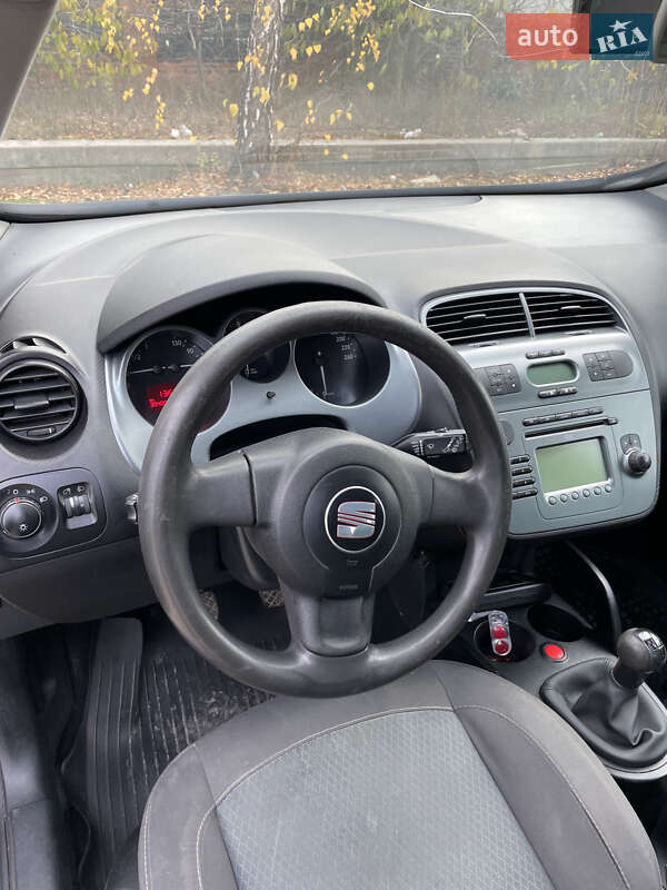 Хетчбек SEAT Toledo 2008 в Вінниці