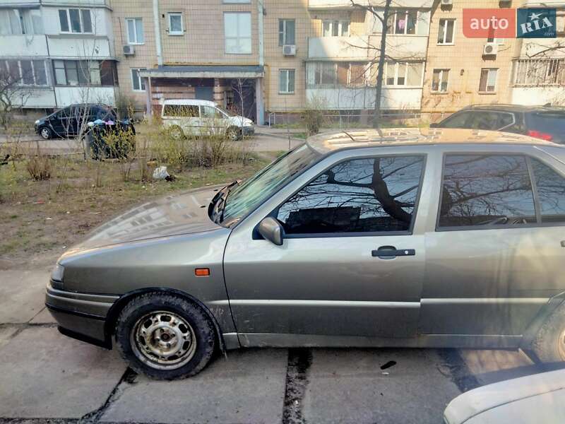 Седан SEAT Toledo 1993 в Києві