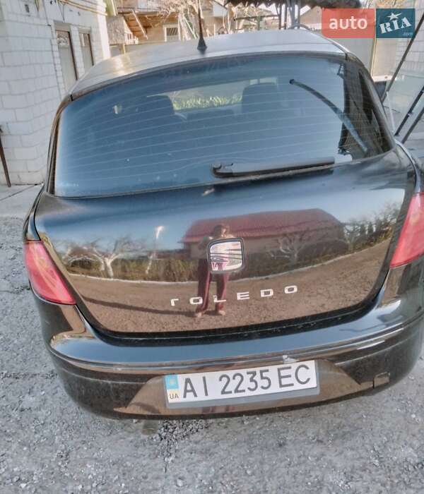 Хетчбек SEAT Toledo 2006 в Києві