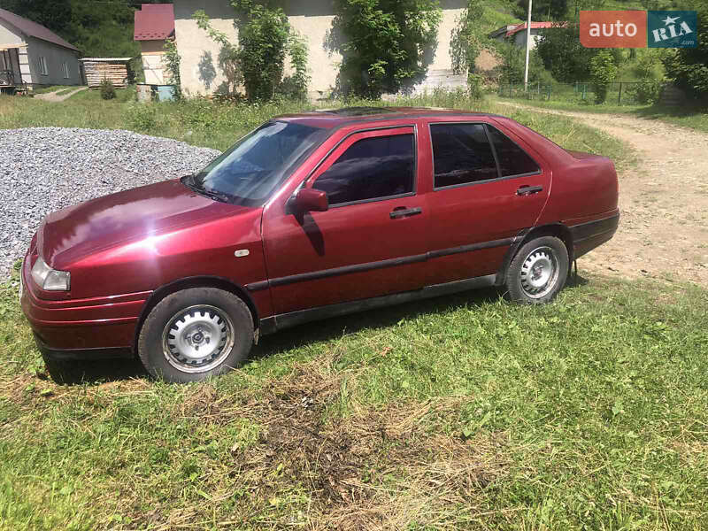 Седан SEAT Toledo 1993 в Бориславе