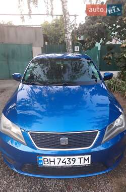 Лифтбек SEAT Toledo 2012 в 